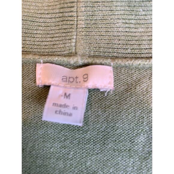 APT 9 WOMEN’S SWEATER LIGHTWEIGHT SZ M LIGHT GREEN WITH JEWELED PIN - Picture 6 of 16